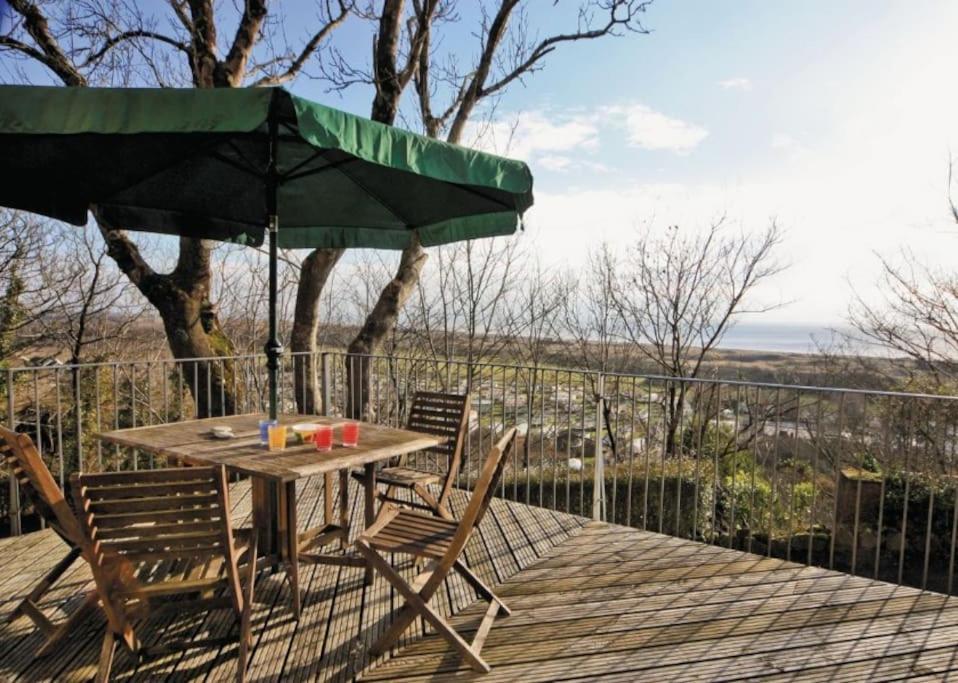 Cottage , Seaside Views, Quiet Beach, Awesome View Pendine Exteriér fotografie