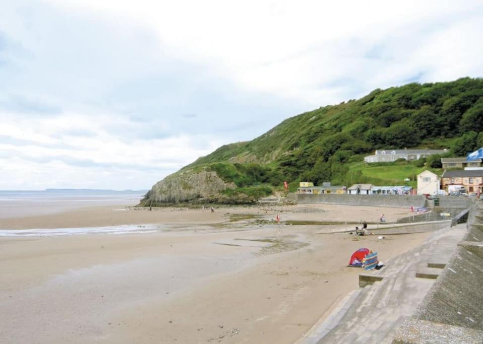 Cottage , Seaside Views, Quiet Beach, Awesome View Pendine Exteriér fotografie