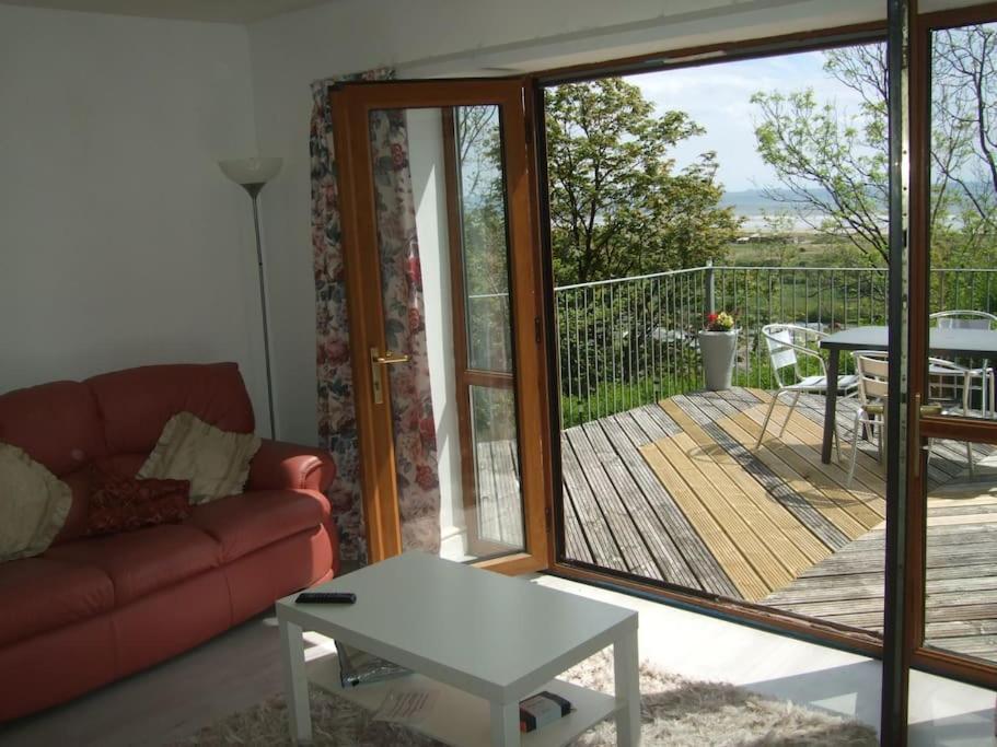 Cottage , Seaside Views, Quiet Beach, Awesome View Pendine Exteriér fotografie